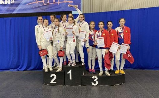 «Волга-Волга»: Саратовская команда заняла второе место на всероссийских соревнованиях по фехтованию