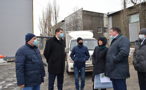  Александр Абросимов посетил стройплощадку ФОКа для бадминтона