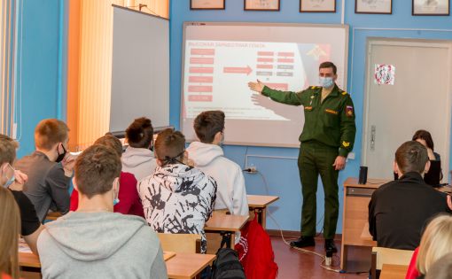 В училище олимпийского резерва прошла встреча студентов с представителями военкомата