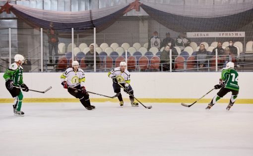 В регионе прошли отборочные соревнования X Всероссийского фестиваля по хоккею среди любительских команд