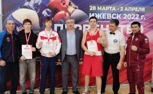 Саратовские спортсмены заняли призовые места на Первенстве ПФО по боксу