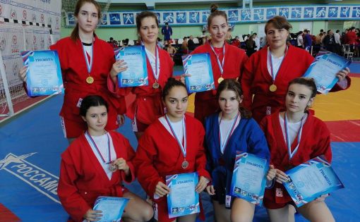 Саратовские спортсмены завоевали пять медалей в чемпионате Саратовской области по самбо