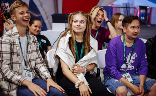 Участники молодёжного образовательного форума Приволжского федерального округа «iВолга» встретились с профильными спикерами и выпускниками прошлых лет 