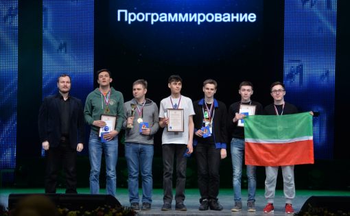 Саратовские студенты стали сильнейшими программистами на Интеллектуальной олимпиаде ПФО среди студентов