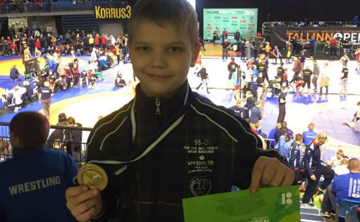  Саратовец Илья Гуров выиграл Всемирный юношеский турнир по греко-римской борьбе