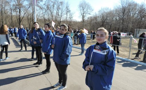 Волонтеры Регионального центра «Молодежь плюс» приняли участие в торжественном мероприятии, посвященном празднованию Дня космонавтики