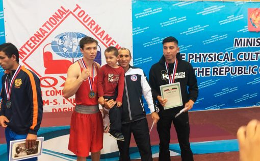Тамерлан Казиев выиграл ХХ Международный турнир по боксу памяти м-с. И. Умаханова