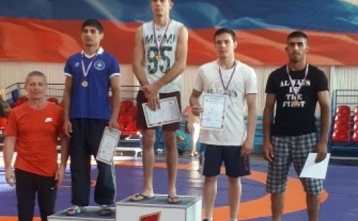 Садоян Мраз – бронзовый призер чемпионата ПФО по спортивной борьбе
