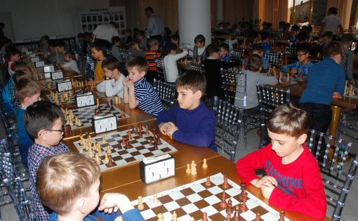 Стартовало Первенство Саратовской области по шахматам среди юношей и девушек