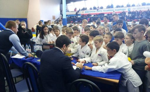 Олимпийский чемпион Тагир Хайбулаев стал специальным гостем юношеского турнира на призы «Клуба дзюдо Фаворит» 