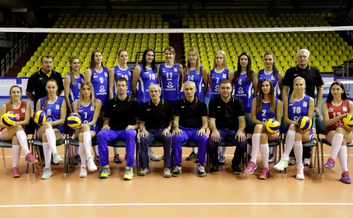 Женская волейбольная команда провела первый матч в Кубке вызова ЕКВ 