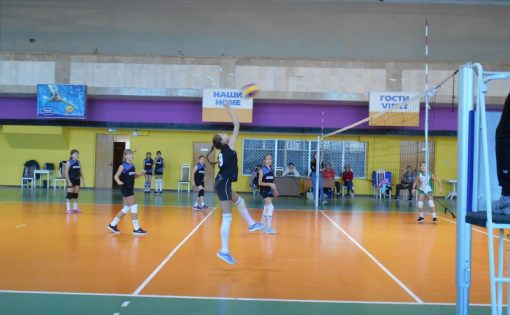 В Балаково прошло Первенство Саратовской области по волейболу среди девушек 