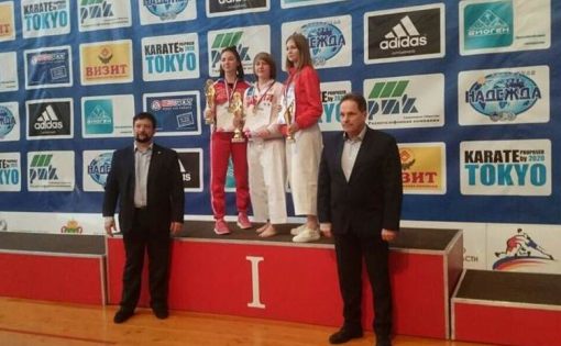 Саратовские каратисты завоевали тринадцать медалей на Всероссийском турнире в Пензе