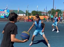 В селе Александров-Гай прошли соревнования по баскетболу «Оранжевый мяч» 