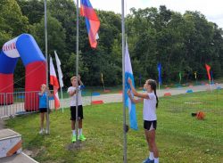 В Саратове стартовали Всероссийские соревнования по биатлону среди юношей и девушек.