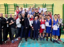 Более 200 спортсменов приняли участие в Первенстве Саратова по боксу