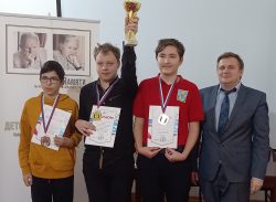 Максим Некрасов вышел в высшую лигу Первенства России по шахматам 2023 года