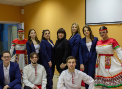 Волонтеры Вавиловского университета подготовили концертную программу для госпитализированных военных
