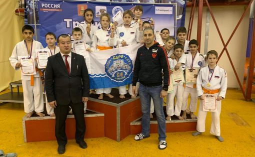 14 саратовских спортсменов завоевали медали открытого турнира по дзюдо