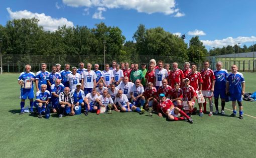Саратовцы – победители Первенства по футболу среди ветеранов 60 лет и старше