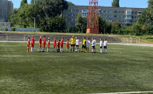 В Саратове прошли соревнования XIX открытого областного турнира по футболу среди дворовых команд 