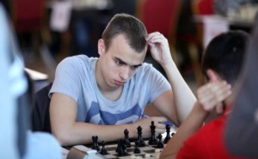 Артем Карпенко стал участником первенства мира по шахматам