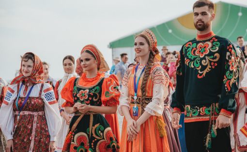 В День России в Крыму стартовал новый образовательный сезон «Тавриды»