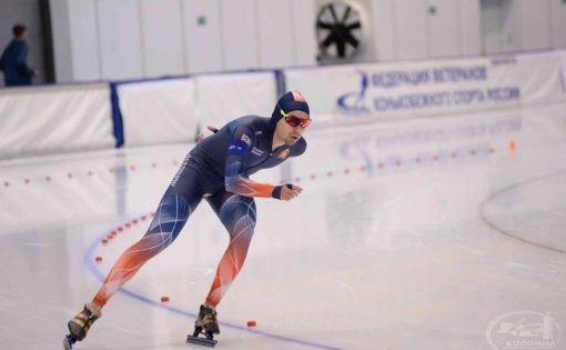 Даниил Чмутов завоевал бронзу командного забега во Всероссийских соревнованиях по конькобежному спорту