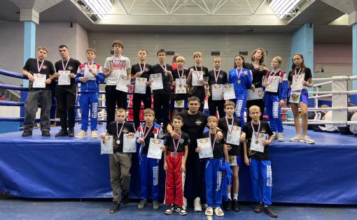 Спортсмены школы единоборств им. С.Р. Ахмерова завоевали 34 медали в чемпионате и Первенстве Саратовской области по кикбоксингу