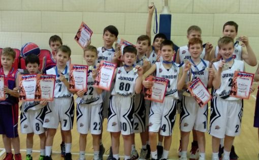 Саратовская команда «Junior» заняла второе место на турнире по баскетболу 