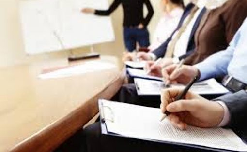 В Саратове проходит образовательный семинар для специалистов, реализующих молодежную политику в муниципальных образованиях области