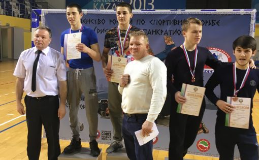Саратовцы – победители и призеры Первенства России по спортивной борьбе-панкратион