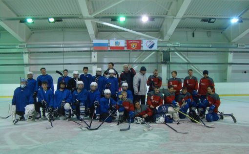 Спортивный клуб «Сигнал» стал победителем турнира по дворовому хоккею с шайбой «Хоккей без барьеров»