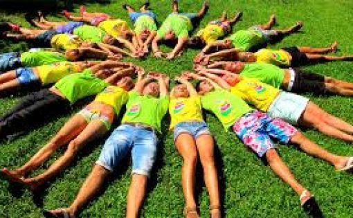 В Хвалынске состоялись зональные соревнования областного Спартианского фестиваля среди команд летних детских оздоровительных лагерей области 