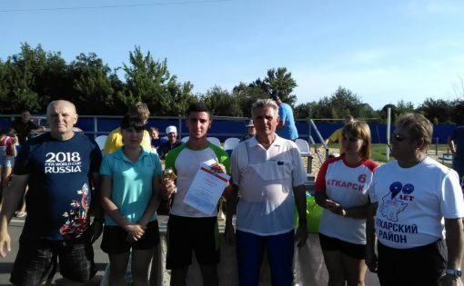 В Аткарске прошли зональные соревнования XVII открытого областного турнира по футболу среди дворовых команд