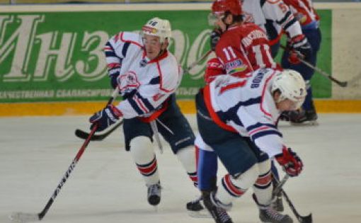Саратовский «Кристалл» провел два выездных матча 
