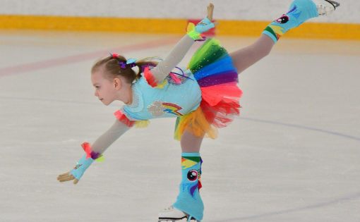 Воспитанницы спортшколы «Надежда Губернии» завоевали медали на открытых соревнованиях по фигурному катанию на коньках в Волгоградской области