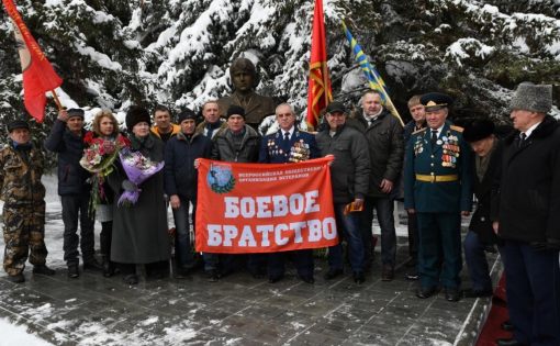 Бюст кавалеру ордена Красной Звезды Юрию Фисенко открыт в селе Подлесное