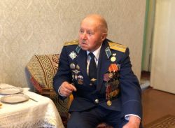 Ветеран Григорий Олейник отметил 90-летний юбилей