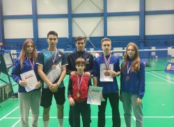 Саратовские спортсмены стали призёрами Всероссийских соревнований по бадминтону