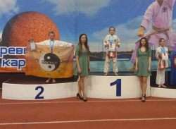 22 медали завоевали саратовские каратисты на Всероссийских соревнованиях